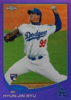 2013 Topps Chrome #25 Hyun-Jin Ryu Pitching-Purple Refractor Baseball Card
