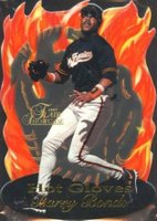 1997 Flair Showcase Hot Gloves #2 Barry Bonds Baseball Card