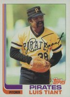 1982 Topps #160 Luis Tiant Baseball Card