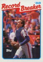 1989 Topps #3 Gary Carter Baseball Card