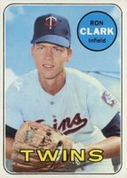 1969 Topps #561 Ron Clark Baseball Card