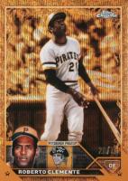 2023 Topps Gilded Collection #21 Roberto Clemente Wave Gold Etch Baseball Card