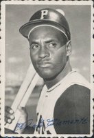 1969 Topps Deckle Edge #27 Roberto Clemente Baseball Card