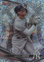 2022 Bowman's Best #33 Aaron Judge Mini Diamond Refractor Baseball Card