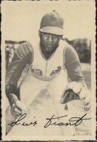 1969 O-Pee-Chee Deckle # Luis Tiant Baseball Card