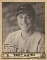 1940 Play Ball #73 Bucky Walters Baseball Card