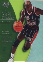1997 Skybox E-X2001 #30 Clyde Drexler Essential Credentials Now Basketball Card