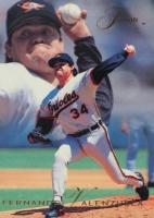 1993 Flair #159 Fernando Valenzuela Baseball Card