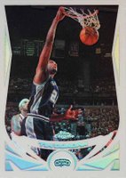 2004 Topps Chrome #50 Tim Duncan Refractor Basketball Card