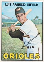 1967 Topps #60 Luis Aparicio Baseball Card