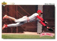 1992 Upper Deck #125 Eric Davis Gold Hologram Baseball Card