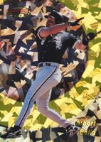 1998 Bowman's Best #20 Albert Belle Atomic Refractor Baseball Card