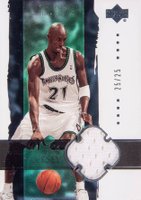2003 Upper Deck Exquisite Collection #21-J Kevin Garnett Jersey Basketball Card