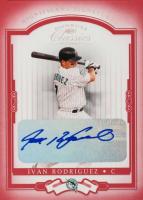 2004 Donruss Classics Significant Signatures #97 Ivan Rodriguez Red Baseball Card