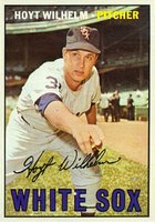 1967 Topps #422 Hoyt Wilhelm Baseball Card