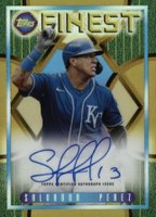 2022 Topps Finest Flashbacks 1995 Finest Autograph #SP Salvador Perez Gold Refractor Baseball Card