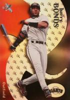 2000 Skybox E-X #26 Barry Bonds Baseball Card