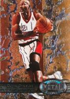 1997 Metal Universe #93 Clyde Drexler Basketball Card