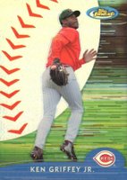 2000 Finest #146 Ken Griffey Jr. Refractor-Action Baseball Card