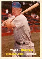 1957 Topps #16 Walt Moryn Baseball Card