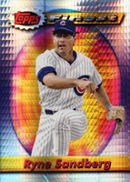 2021 Topps Finest Flashbacks #220 Ryne Sandberg Prism Refractor Baseball Card