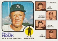 1973 Topps #116n Yankees Manager & Coaches Natural Background behind Hegan Baseball Card