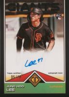 2024 Topps Transcendent Collection Transcendent Icons Chrome Autographs #JL Jung Hoo Lee Black Refractor Baseball Card