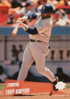 2000 Stadium Club #137 Tony Gwynn Baseball Card