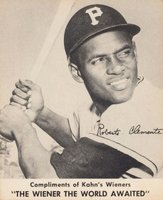 1957 Kahn's Wieners # Roberto Clemente Baseball Card