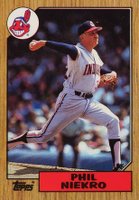 1987 Topps Tiffany #694 Phil Niekro Baseball Card