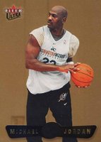 2001 Ultra #102 Michael Jordan Gold Medallion Basketball Card