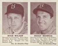 1941 Double Play #21/22 Walker/Medwick Baseball Card