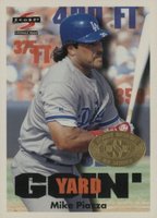 1997 Score #501 Mike Piazza Hobby Reserve Baseball Card
