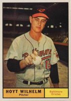 1961 Topps #545 Hoyt Wilhelm Baseball Card