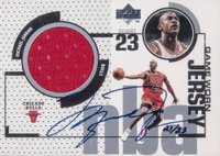 1998 Upper Deck MJ Game Jersey Autograph #OV-GJ Michael Jordan Basketball Card