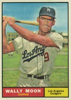 1961 Topps #325 Wally Moon Baseball Card