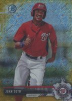 2017 Bowman Chrome Prospects #BCP180 Juan Soto Gold Shimmer Baseball Card