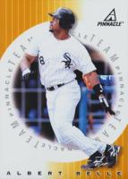 1998 Pinnacle Plus Team Pinnacle #8 Albert Belle/Barry Bonds Foil Back-Gold Baseball Card
