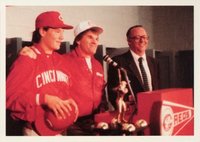 1986 Topps Pete Rose Set #89 Pete Rose Compared to Ty Cobb Baseball Card